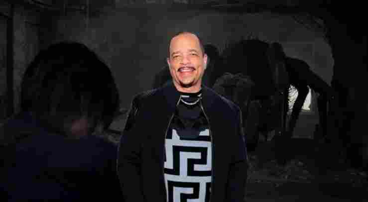 知名歌手吐槽《生化危机9》巨型蜘蛛：做梦都是这个