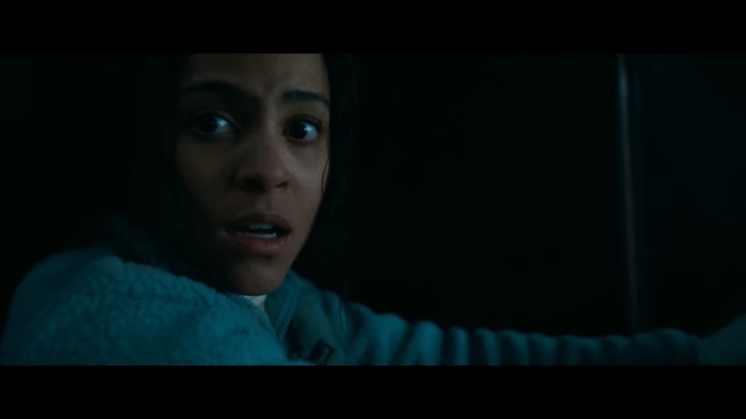 胆子小别看！《验尸官》导演恐怖新片《鬼上车》首曝预告