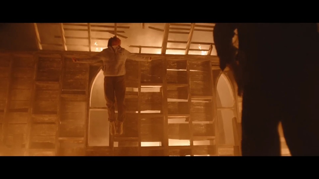 胆子小别看！《验尸官》导演恐怖新片《鬼上车》首曝预告