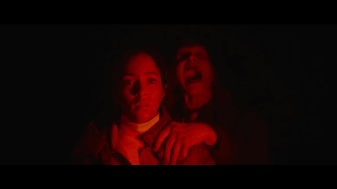 胆子小别看！《验尸官》导演恐怖新片《鬼上车》首曝预告